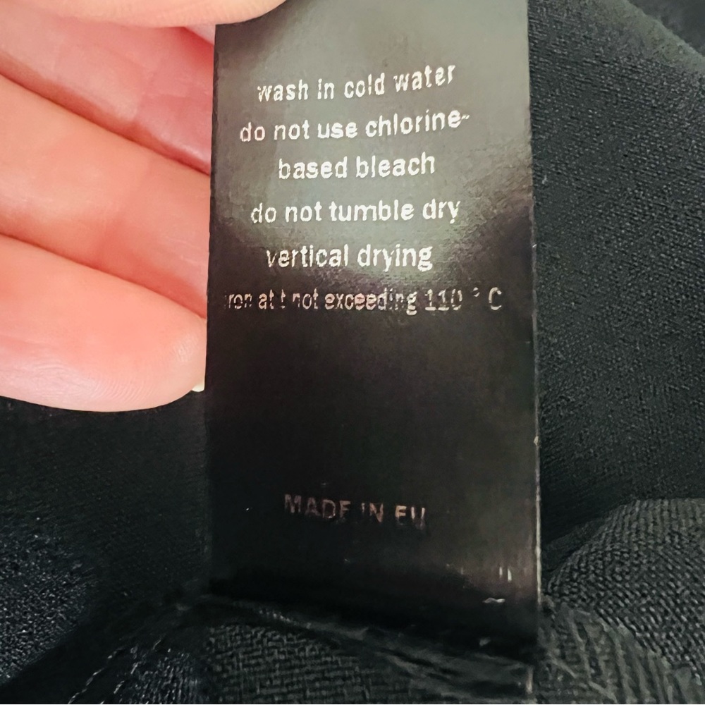 GENEVIE Black Mini Dress Gold & Sheer Bell Sleeve Dress NWT Size Small Medium - Picture 13 of 14